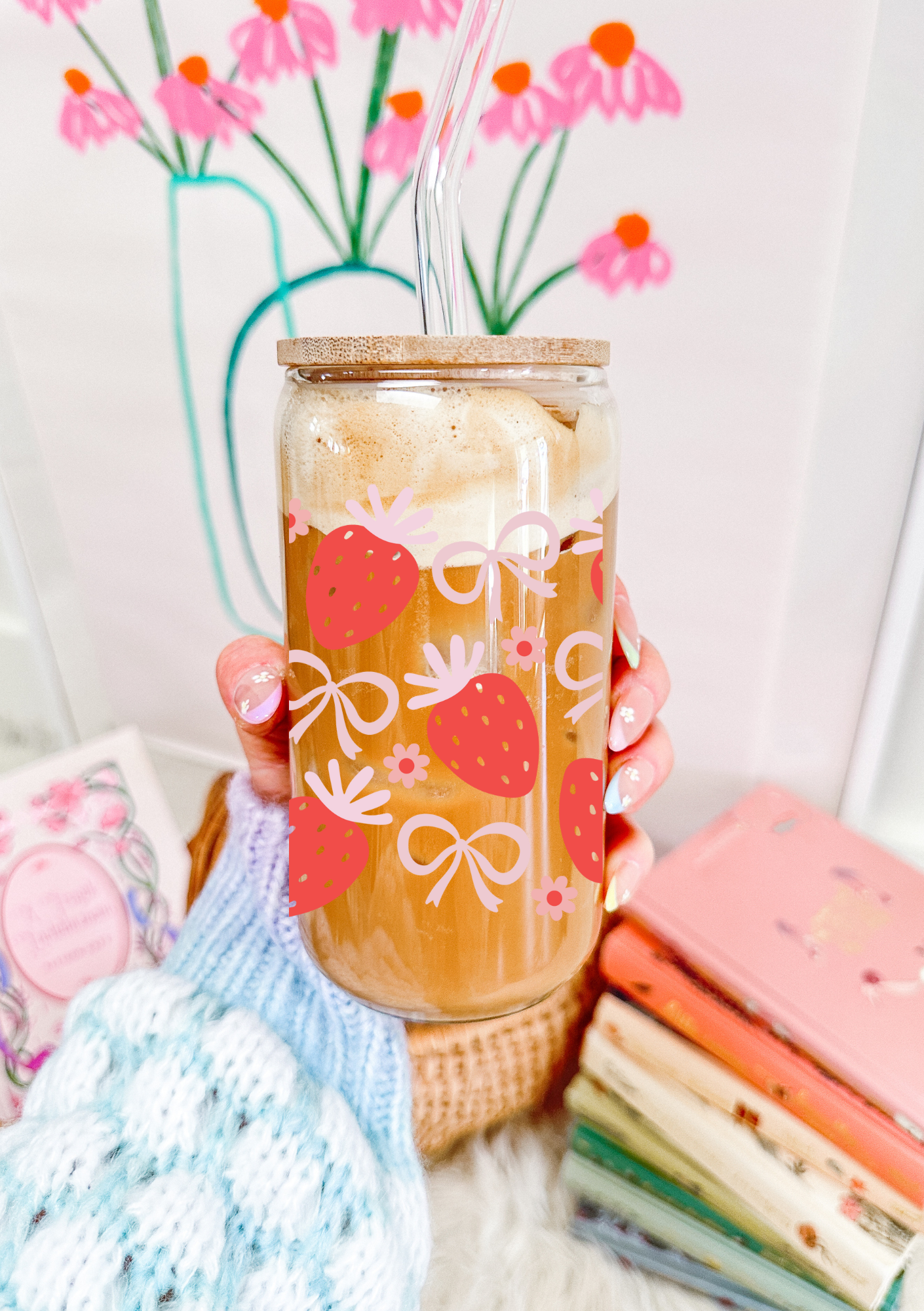 Berry Bows Glass Can