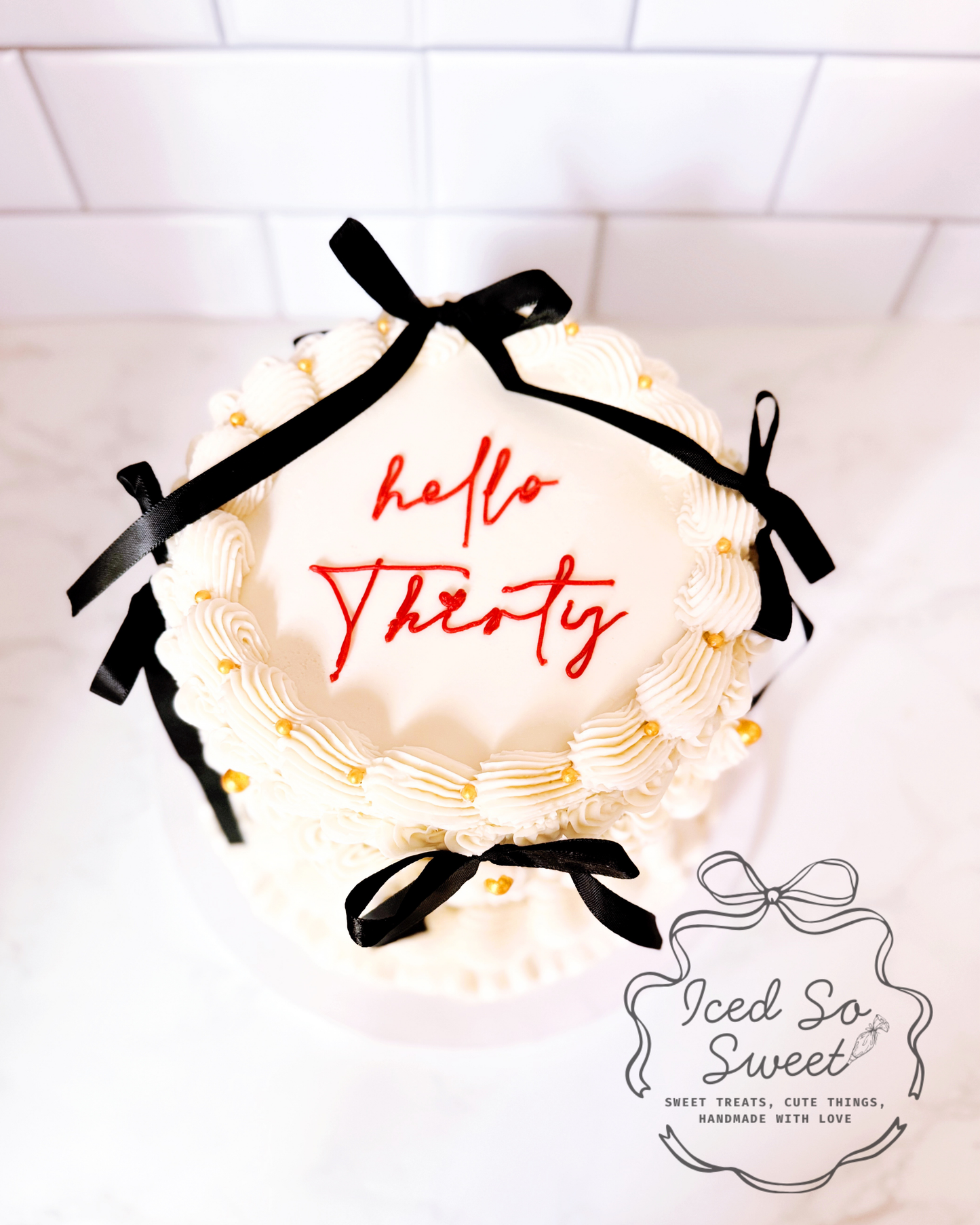 Vintage Bow Cake