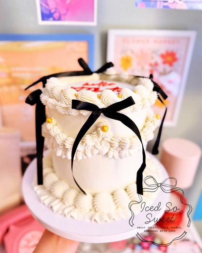 Vintage Bow Cake